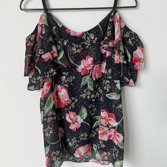 Floral Ruffle Off-Shoulder Top - Picture 3 of 4